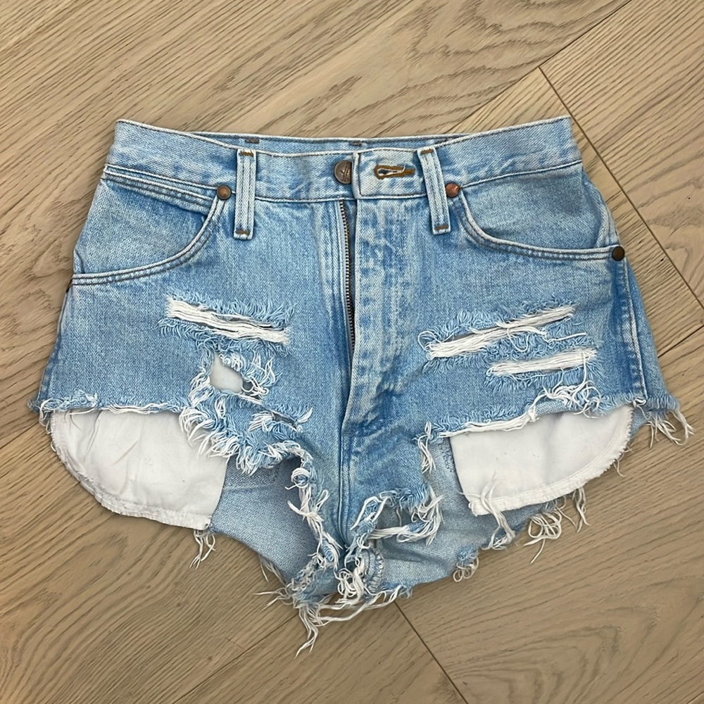 Wrangler Distressed Shorts